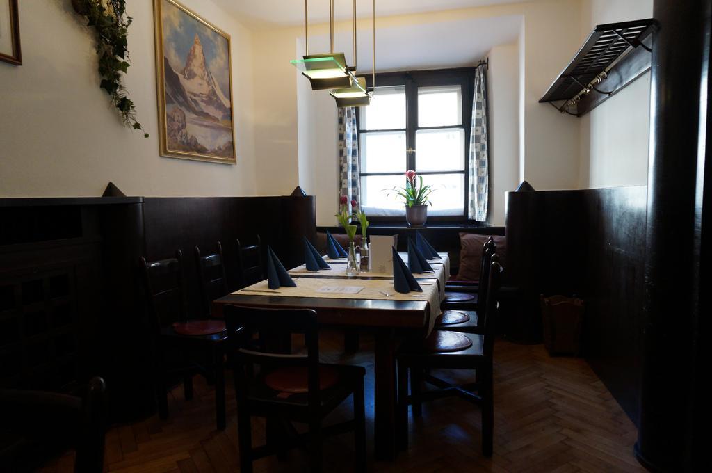 Hotel Happ Инсбрук Экстерьер фото