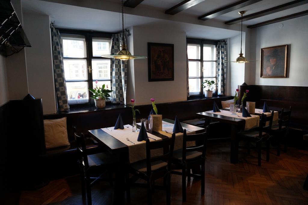 Hotel Happ Инсбрук Экстерьер фото